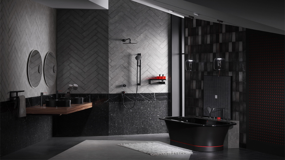 Các gam màu tối đang là xu hướng được nhiều người lựa chọn khi decor phòng tắm vì mang lại tính độc đáo, ấn tượng